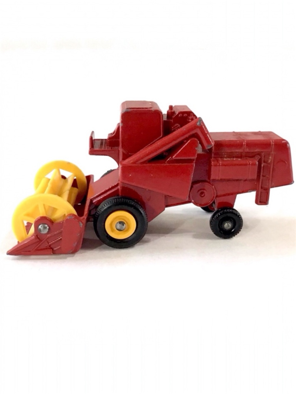 Vintage Matchbox Lesney No 65 Claas Combine Harvester Red Diecast Made England